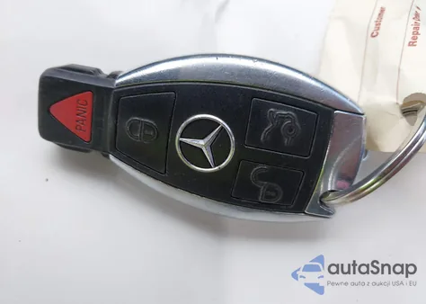 2010 Mercedes-Benz C 300 Luxury 4Matic/Sport 4Matic из США, поврежденный, VIN WDDGF8BB1AF434233